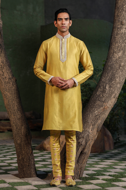 Yellow Mughal Printed Bandi & Embroidered Kurta Set