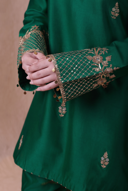 Rangrez Green V Neck Short Kurta Set