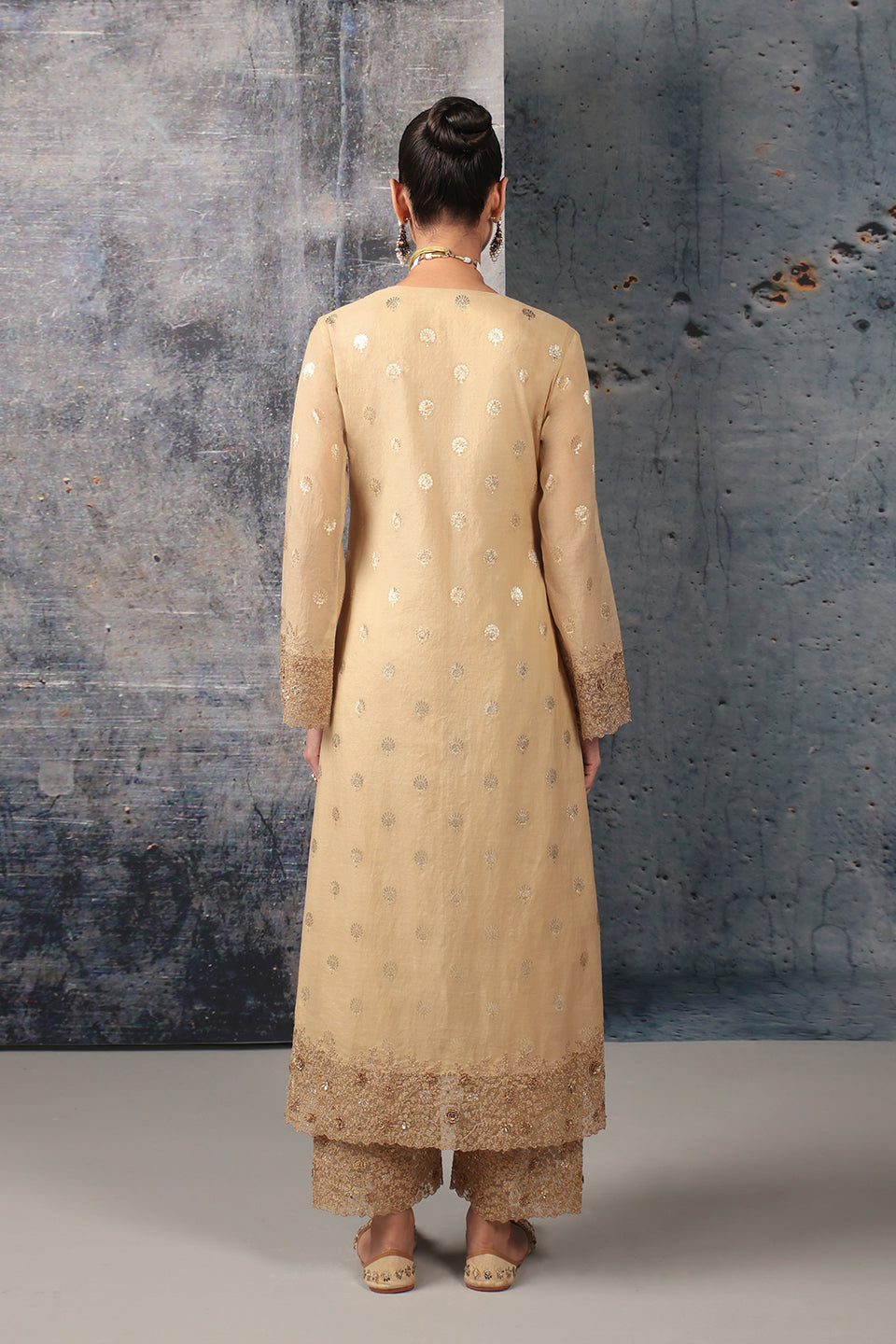 Mehrang Ivory Farshi Kurta Set