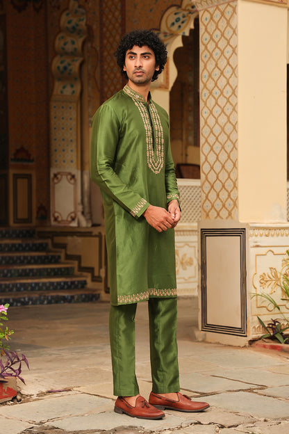 Ahista Green Tikki Embroidered Neckline Kurta Set