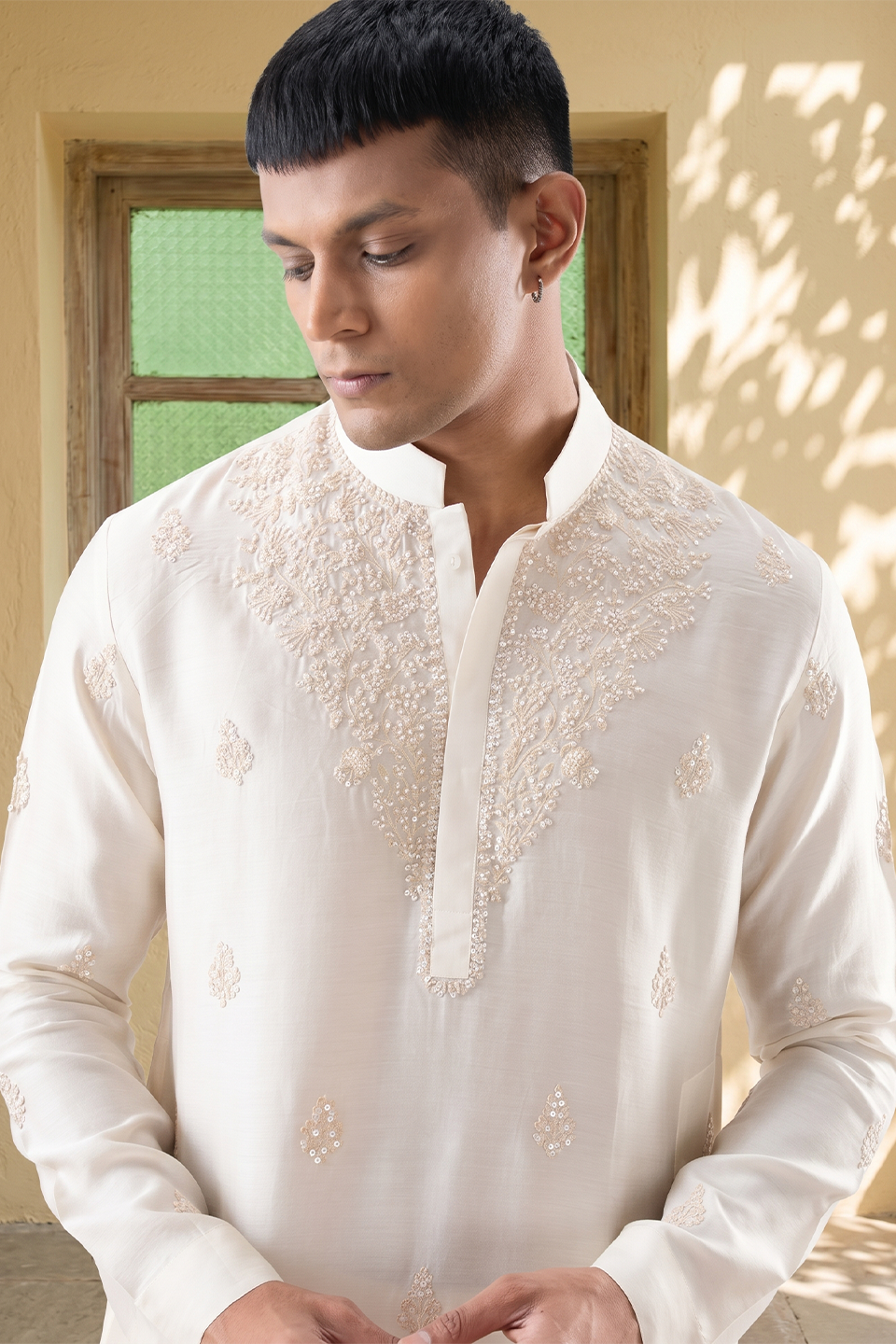 Vaayu Ivory Resham Tikki Butti Embroidered Kurta Set