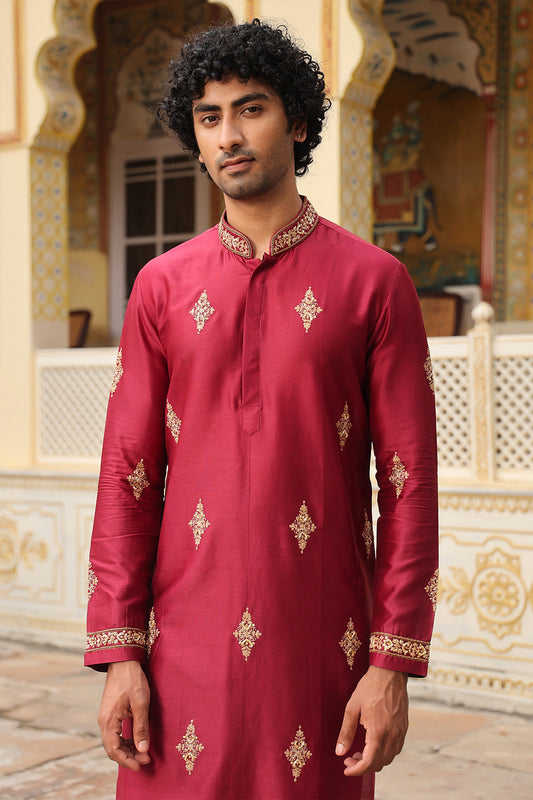 Ahista Maroon Tikki Buti Kurta Set