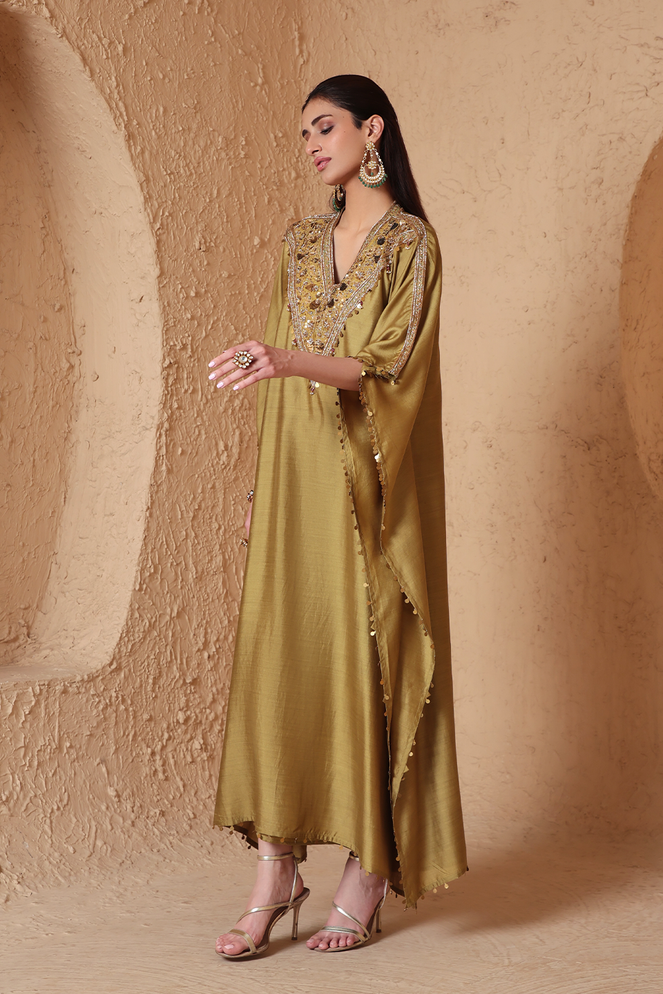 Zar:Rang Olive Green V Neck Kaftan Set