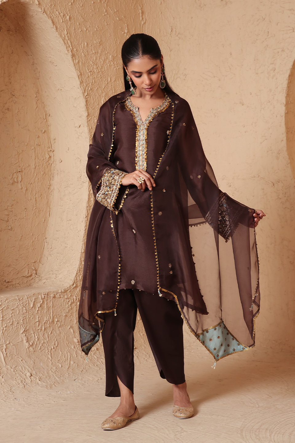 Zar:Rang Brown Short Kurta Set