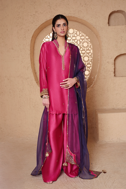 Mehrang Pink Short Buti Kurta Set