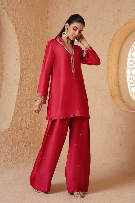 Mehrang Red Short Buti Kurta Set