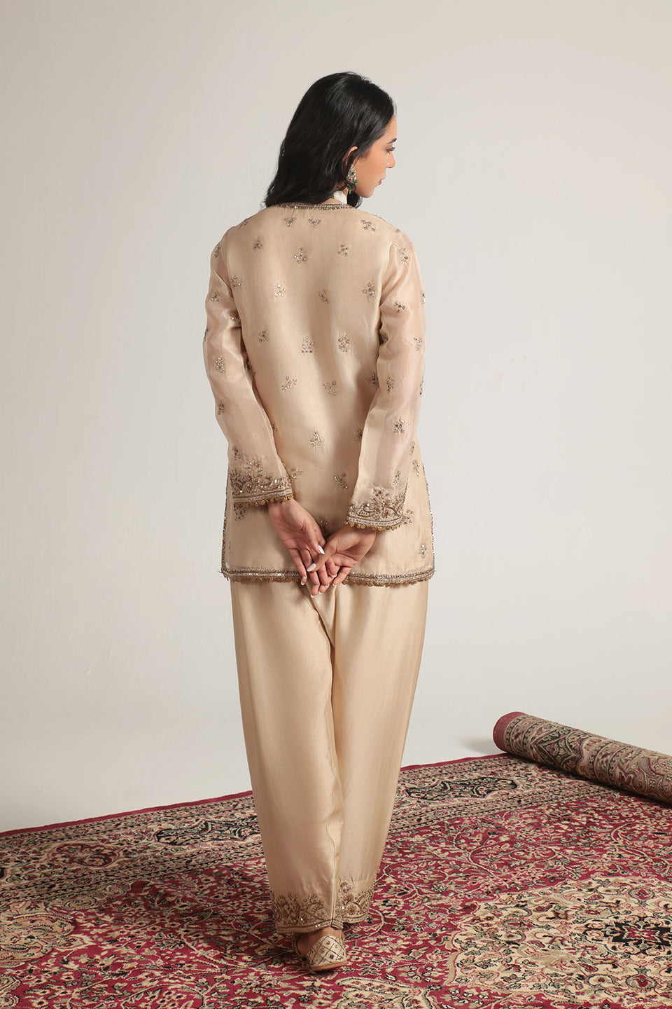 Zar:Rang Short Farshi Kurta Set
