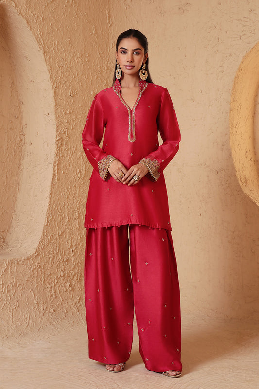 Mehrang Red Short Buti Kurta Set