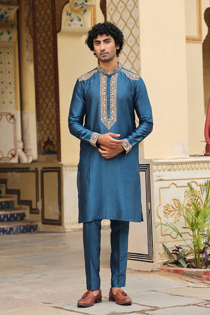 Ahista Blue Ambi Buta Kurta Set