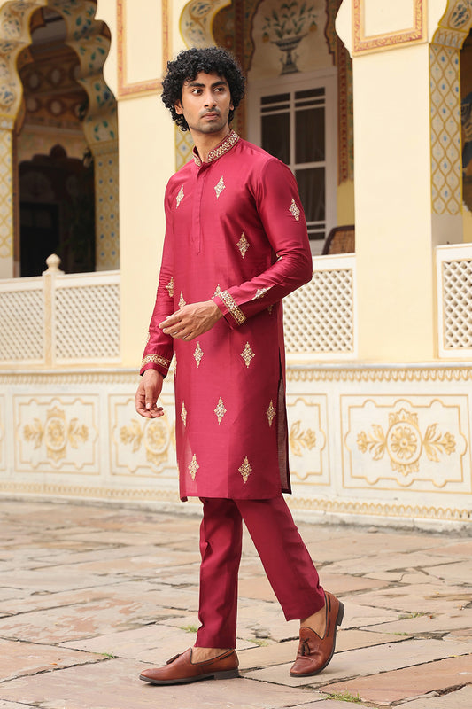 Ahista Maroon Tikki Buti Kurta Set