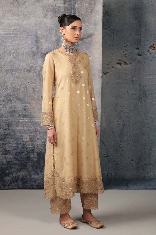 Mehrang Ivory Farshi Kurta Set