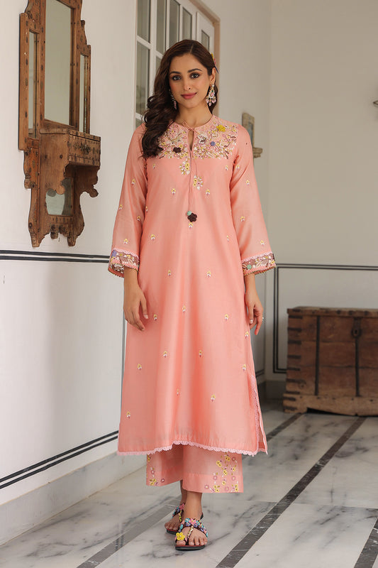Gulzar Peach Choker Neck Kurta Set