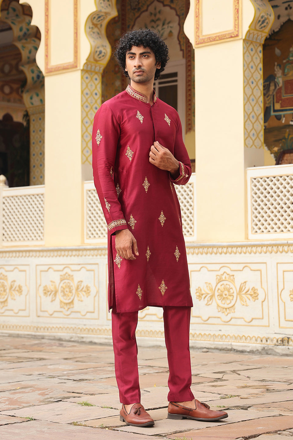 Ahista Maroon Tikki Buti Kurta Set
