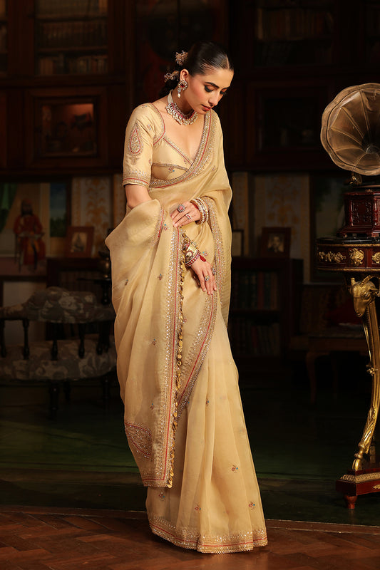 Ahista Ivory Patti Buta Saree Set