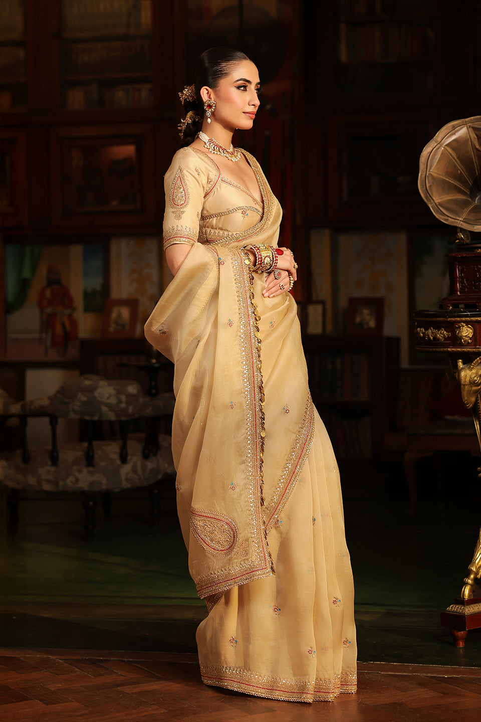 Ahista Ivory Patti Buta Saree Set