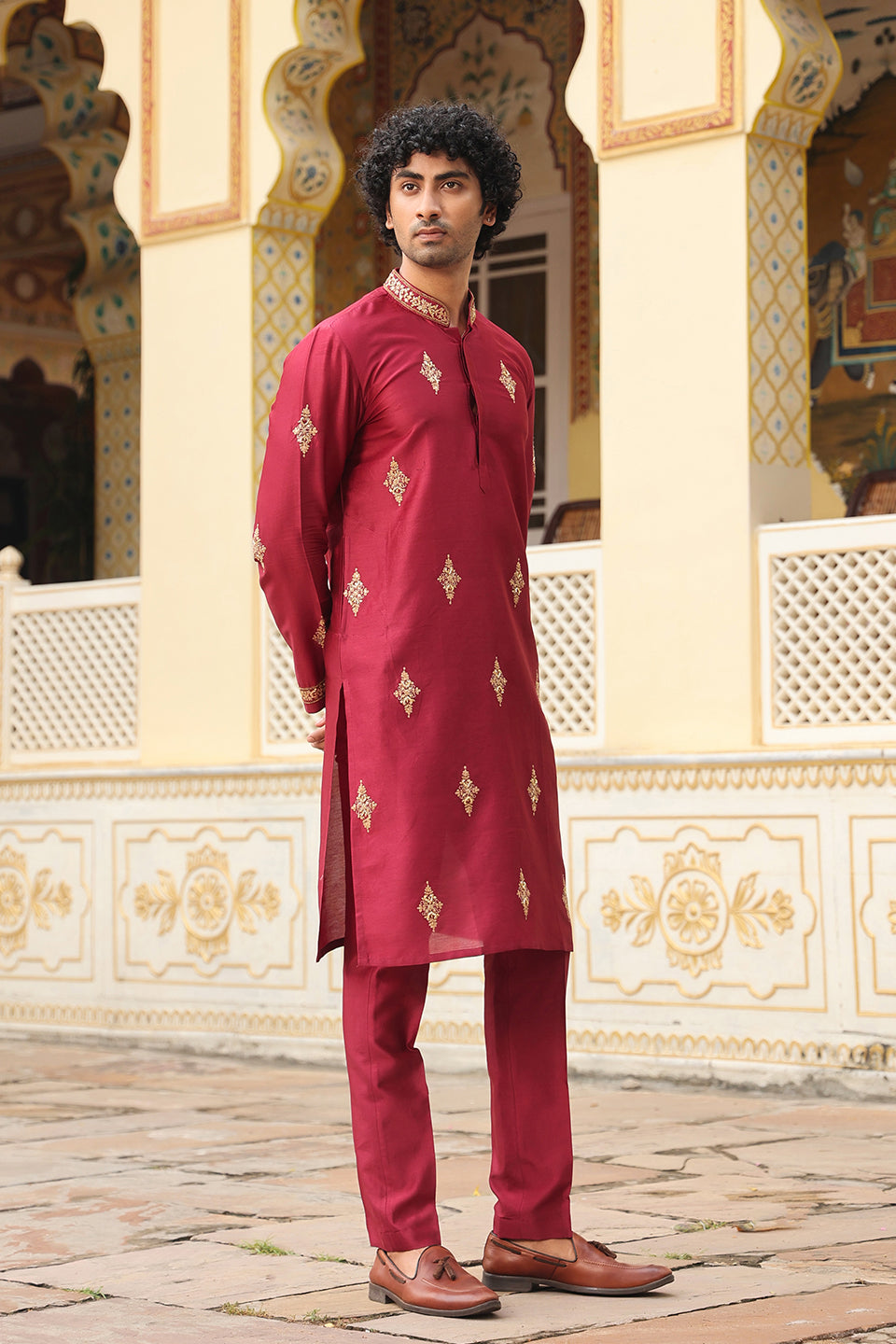 Ahista Maroon Tikki Buti Kurta Set