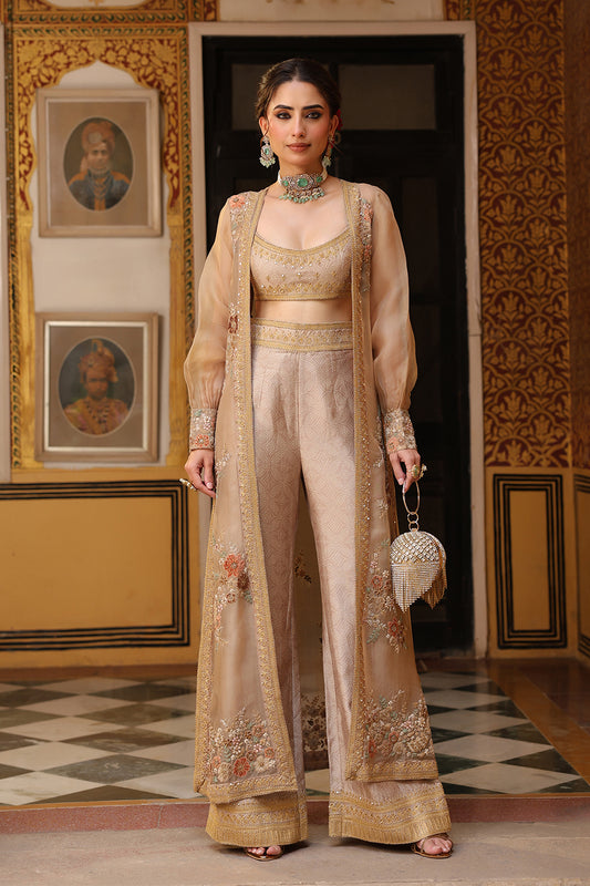 Ahista Ivory Cape Set