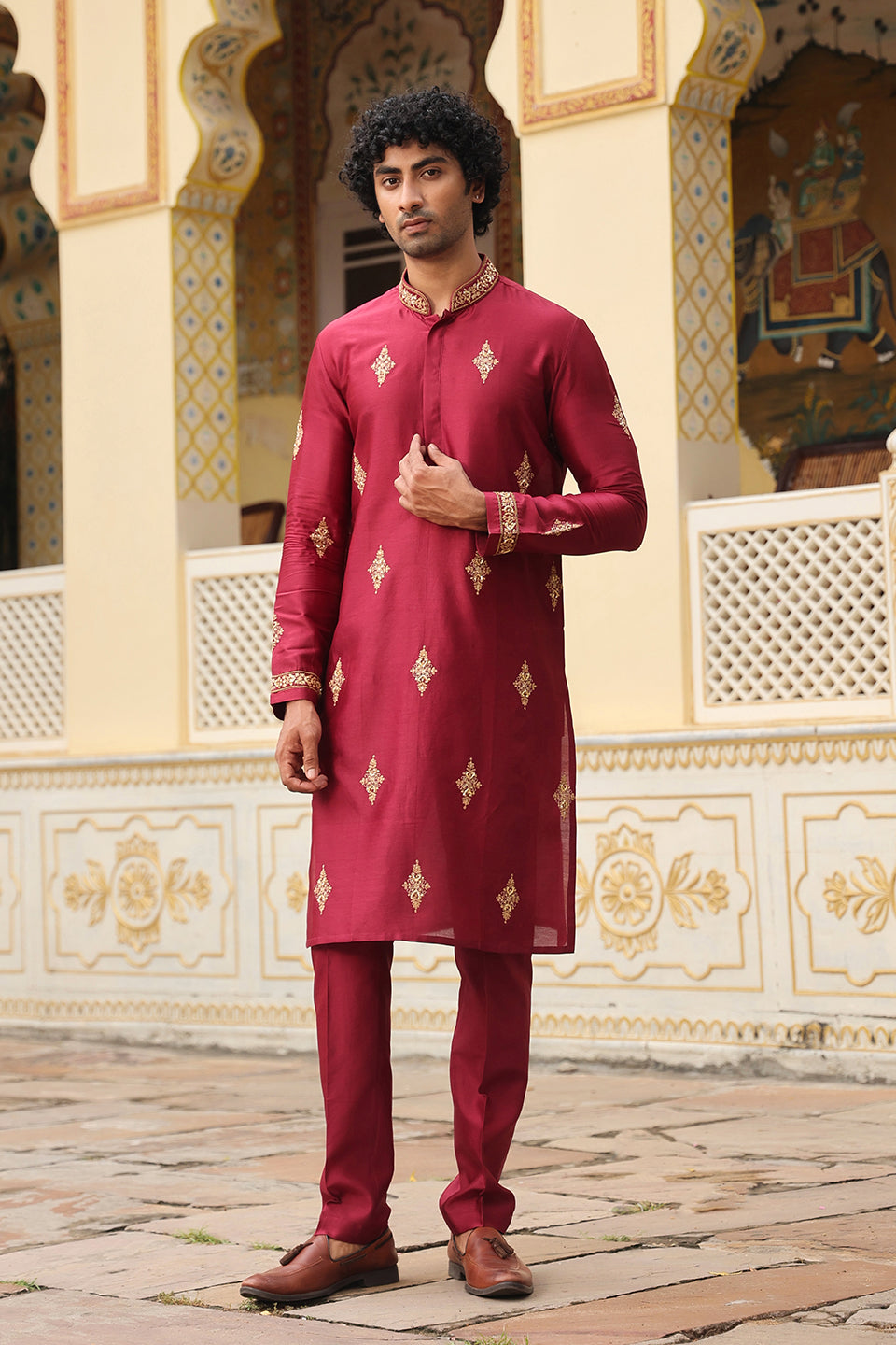 Ahista Maroon Tikki Buti Kurta Set