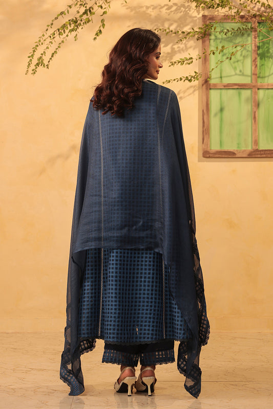 Vaayu Dark Blue Panelled Kalidar Set