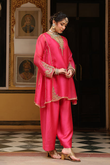 Ahista Pink Pheran Short Kurta Set