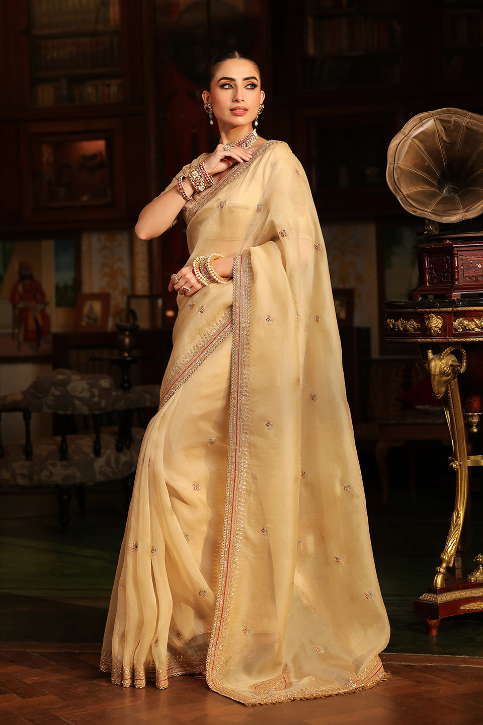 Ahista Ivory Patti Buta Saree Set