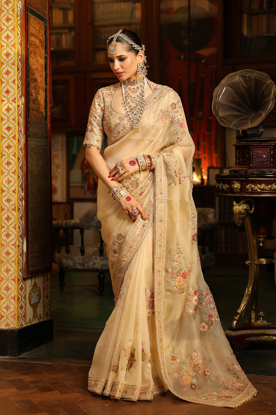 Ahista Ivory Mayur Applique Saree Set