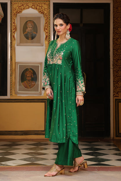 Ahista Green Mayur Applique Frockstyle Kurta Set