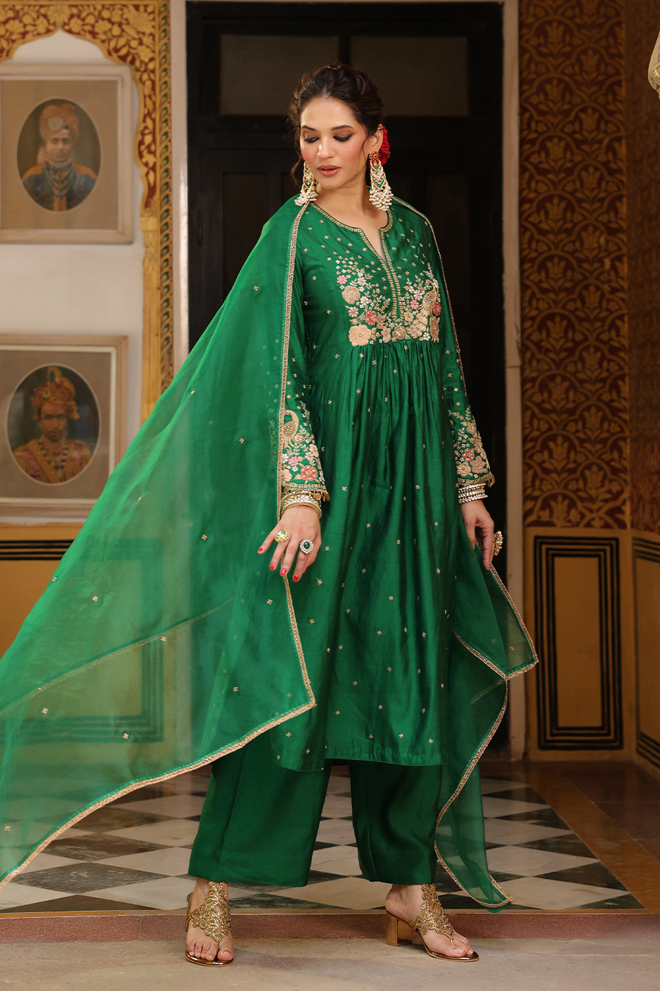 Ahista Green Mayur Applique Frockstyle Kurta Set