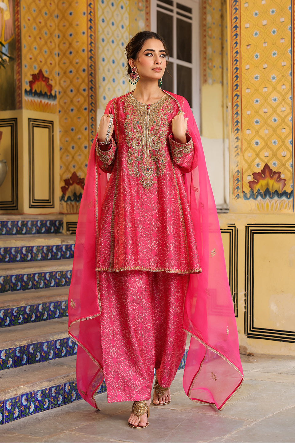 Ahista Pink Printed Pheran Short Kurta Set