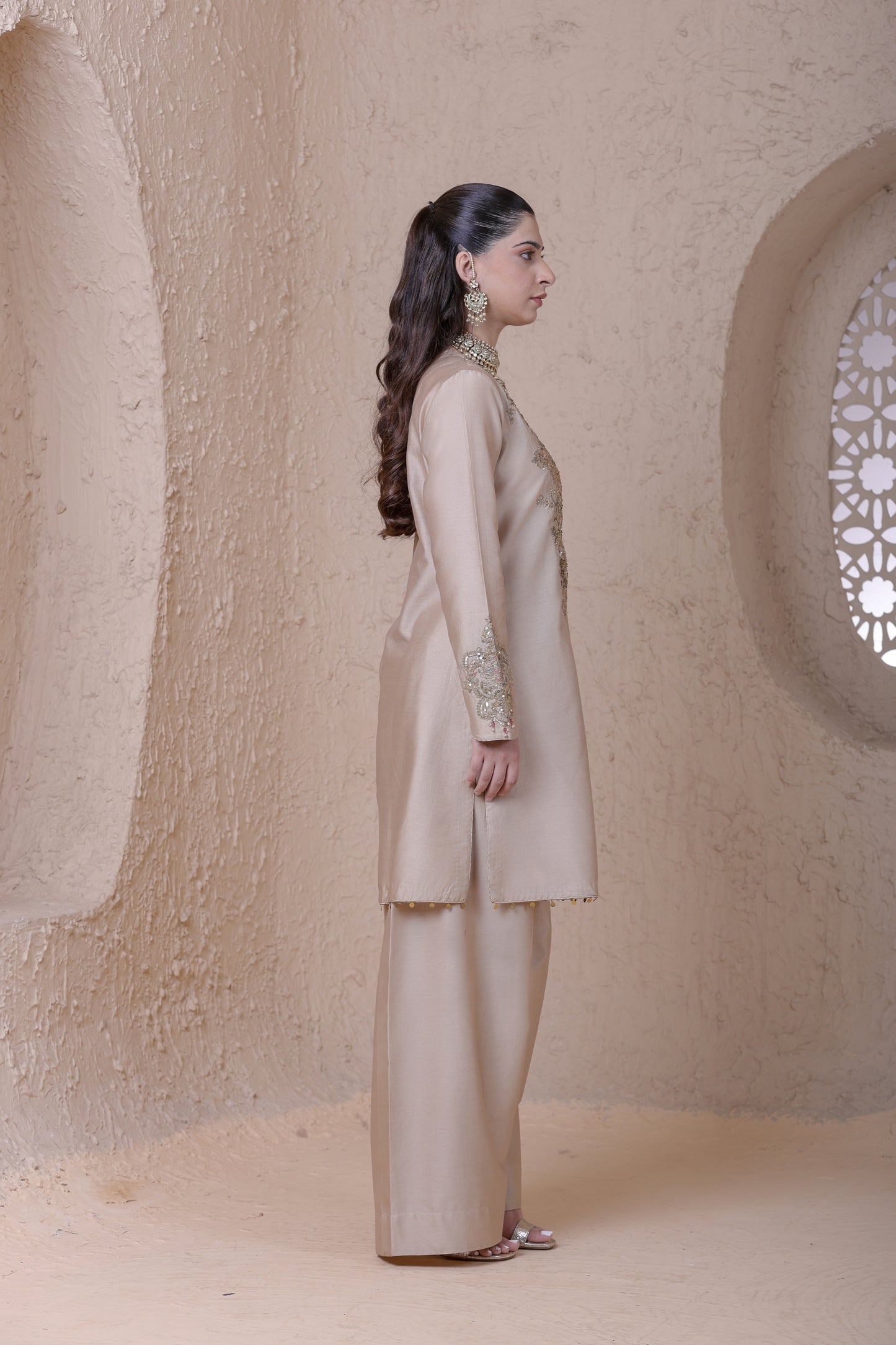Rangrez Ivory Aari dori Short Kurta Set