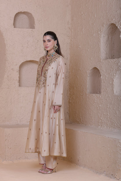 Rangrez Ivory Long Pheran Kurta Set