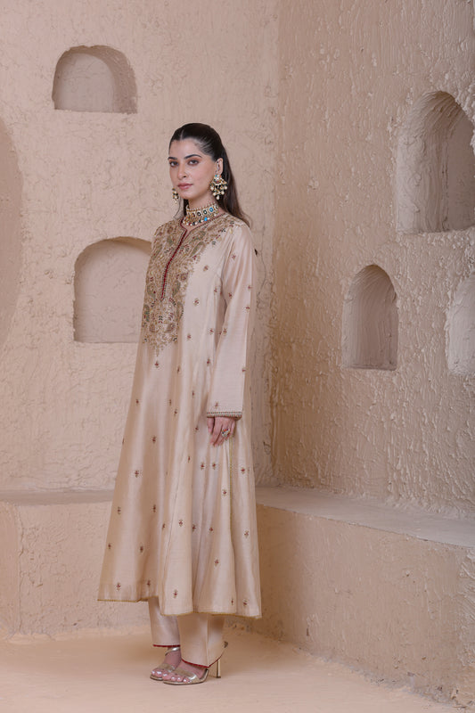 Rangrez Ivory Long Pheran Kurta Set