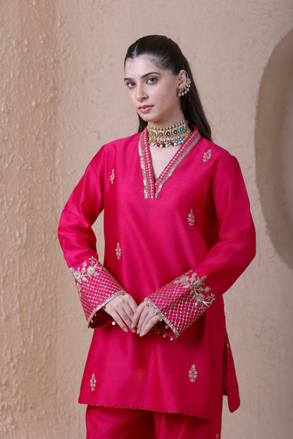 Rangrez Pink V Neck Short Kurta Set