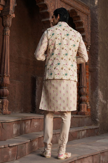 Ivory Mughal Printed Bandi & Kurta Set