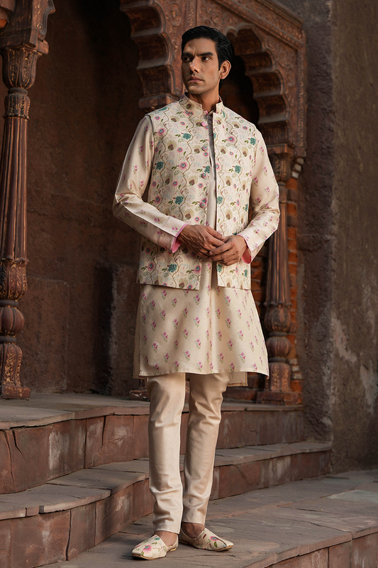Ivory Mughal Printed Bandi