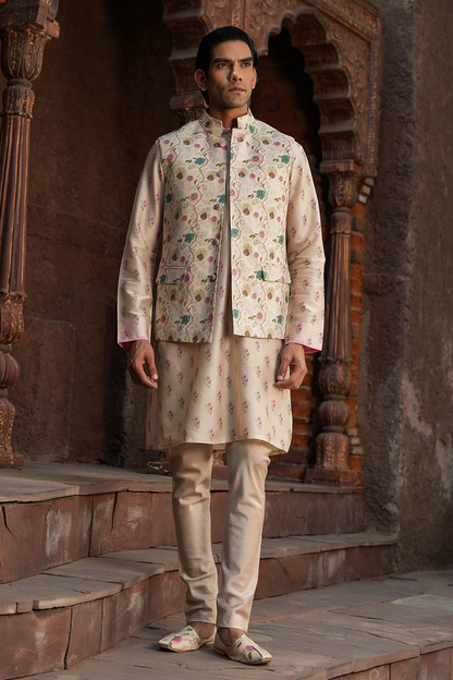 Ivory Mughal Printed Bandi & Kurta Set