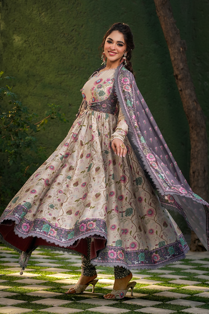 Mughal Koti Anarkali