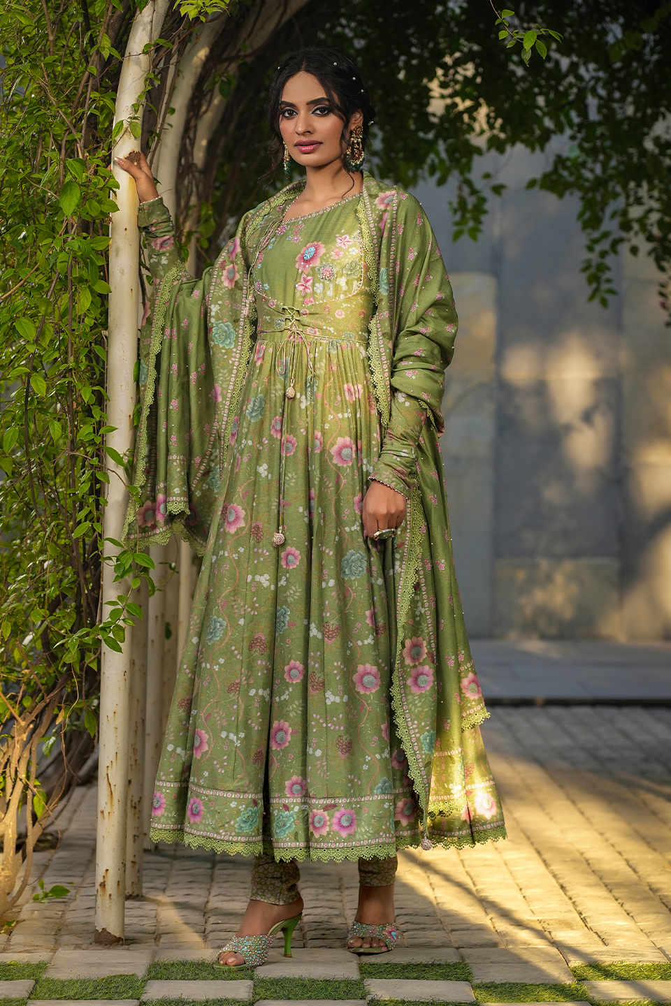 Mughal Koti Anarkali