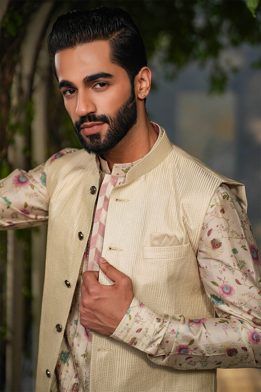 Ivory Mughal Embroidered Bandi