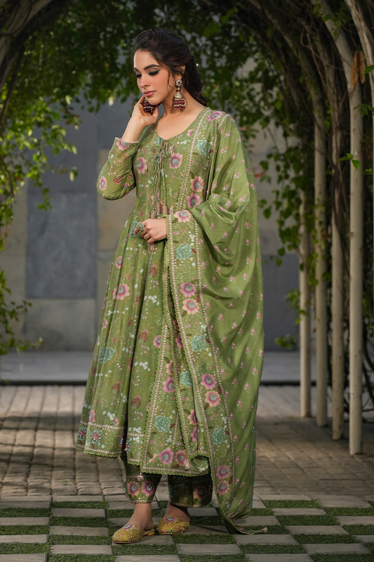 Mughal Bano Kalidar Set