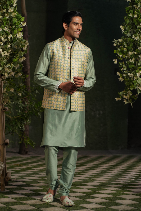 Turquoise Mughal Printed Bandi & Embroidered Kurta Set