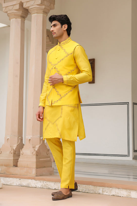 Gulzar Yellow Floral Geometric Bandi Kurta Set
