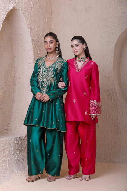 Rangrez Green Short Pheran Kurta set