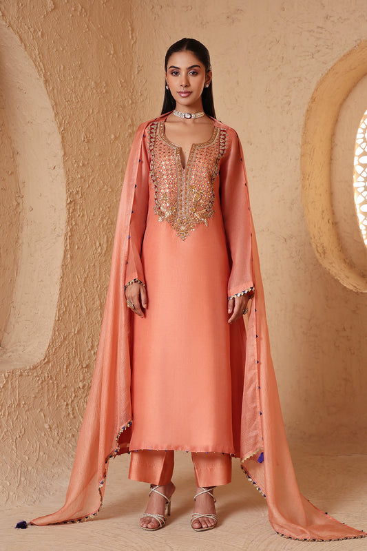 Mehrang Peach Heavy Neck Kurta Set
