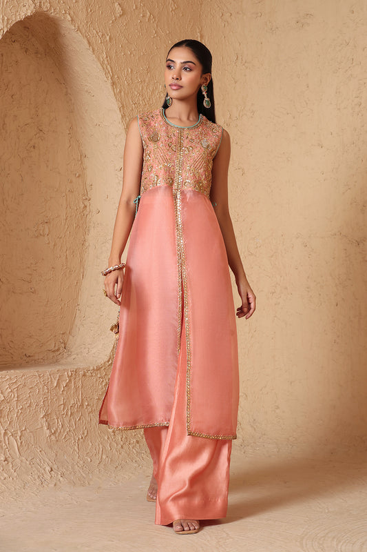 Mehrang Peach Tie-up Sleeveless Kurta Set