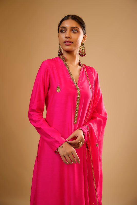 Nazakat Hot Pink Applique Kurta Set