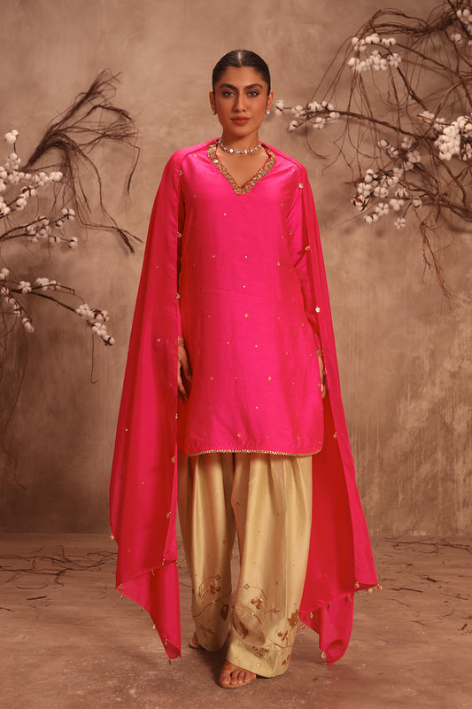 Nazakat Hot Pink Jaal Kurta Set