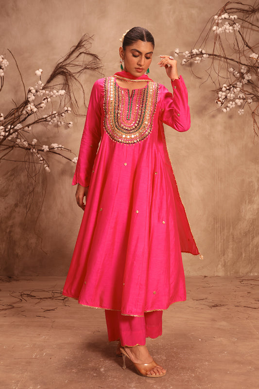 Nazakat Hot Pink Kalidaar Set