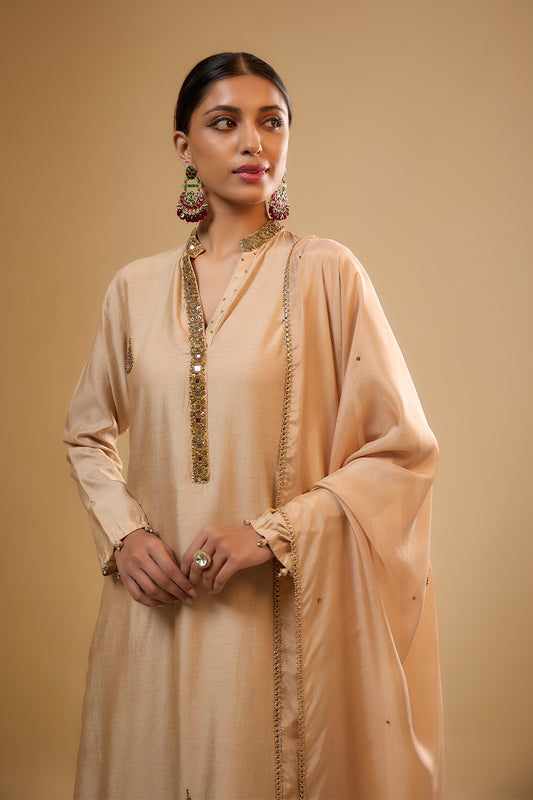 Nazakat Ivory Applique Kurta Set