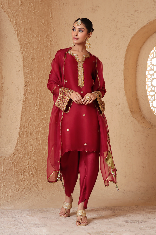 Zar:Rang Maroon Short Kurta Set